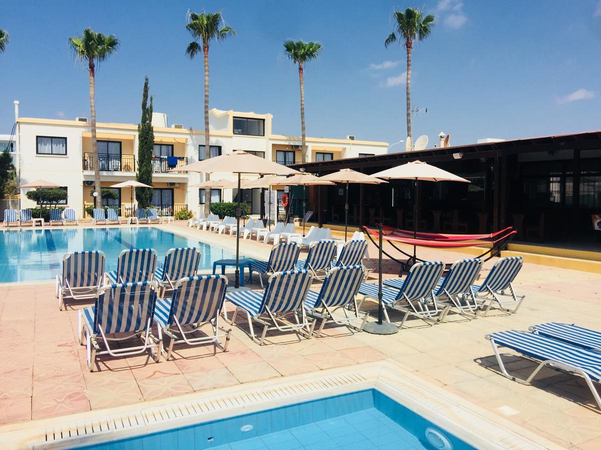 Carina Hotel Apartments Ayia Napa Exterior photo